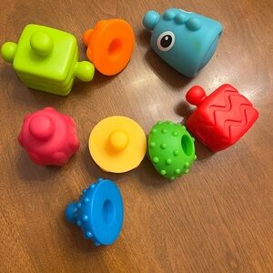 Infantino sensory plug and play textured multi block set of 8